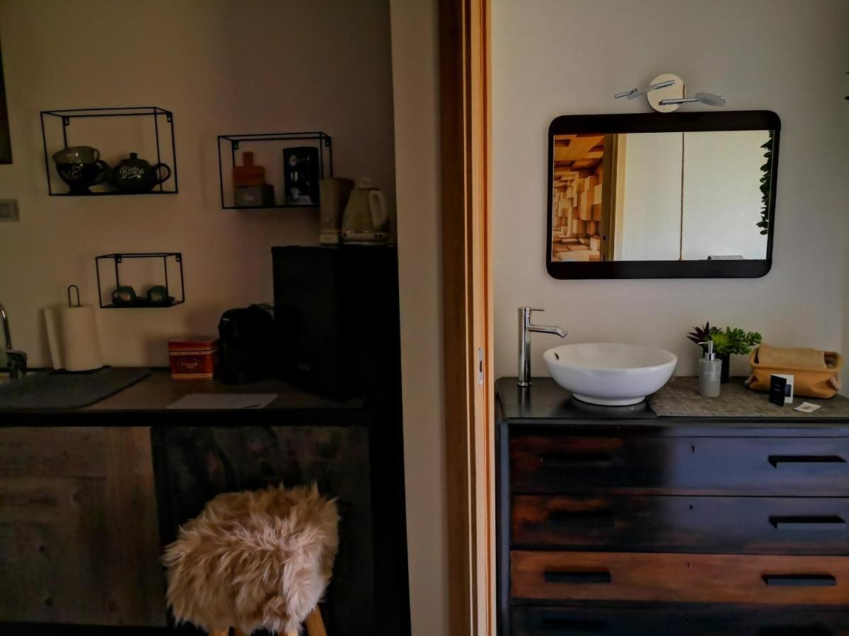 Appartment & Rooms Secondopiano Чивидале-дель-Фриули Экстерьер фото