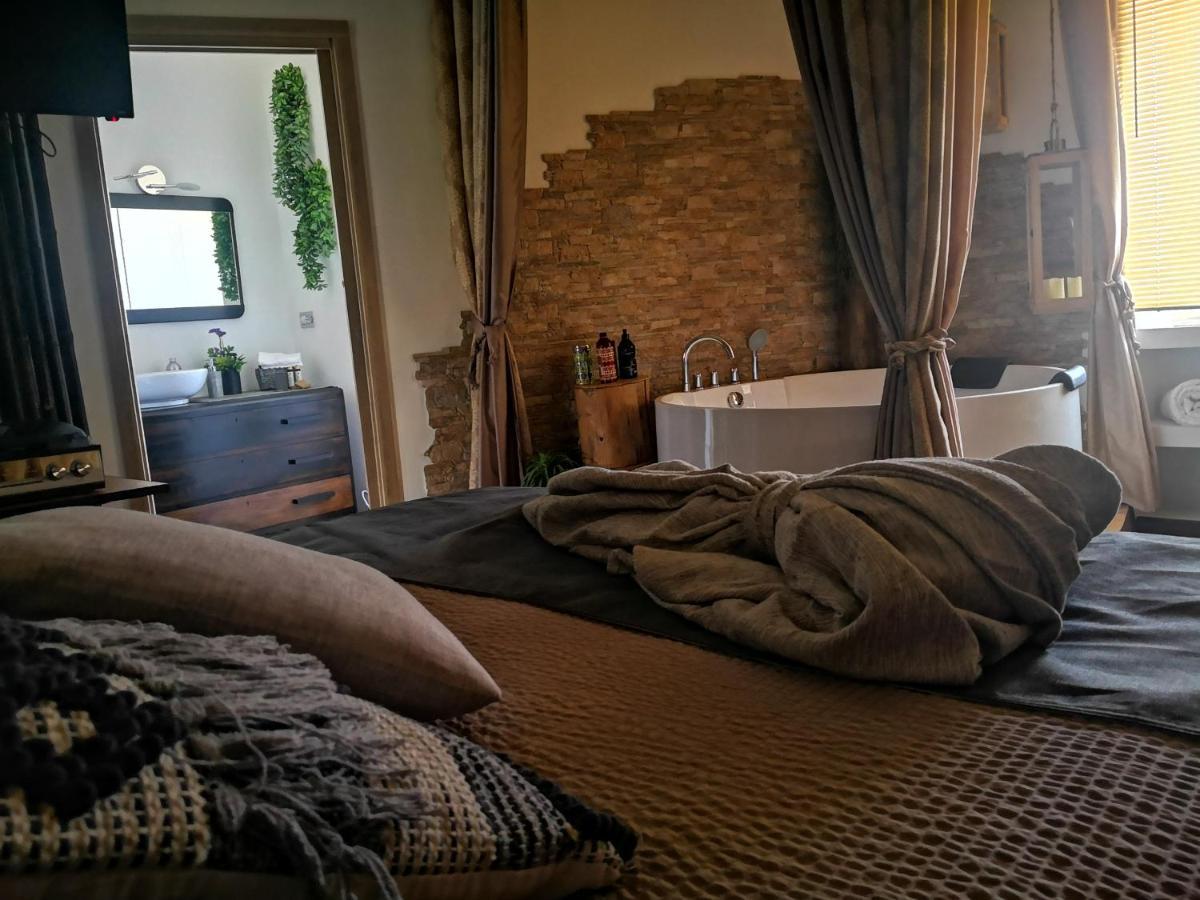 Appartment & Rooms Secondopiano Чивидале-дель-Фриули Экстерьер фото